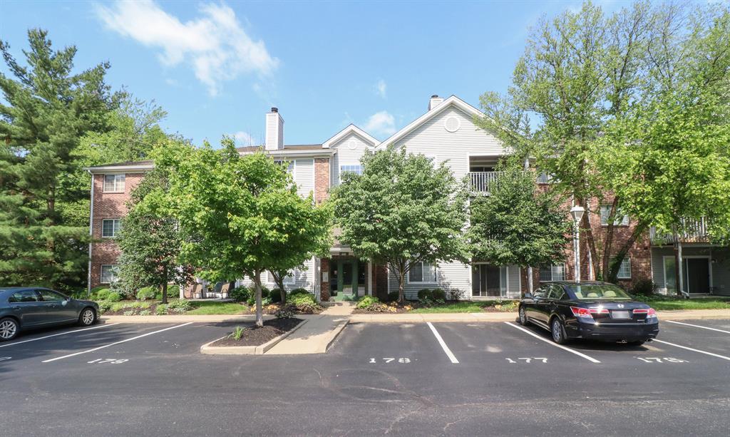 610 Carrington Ln #103