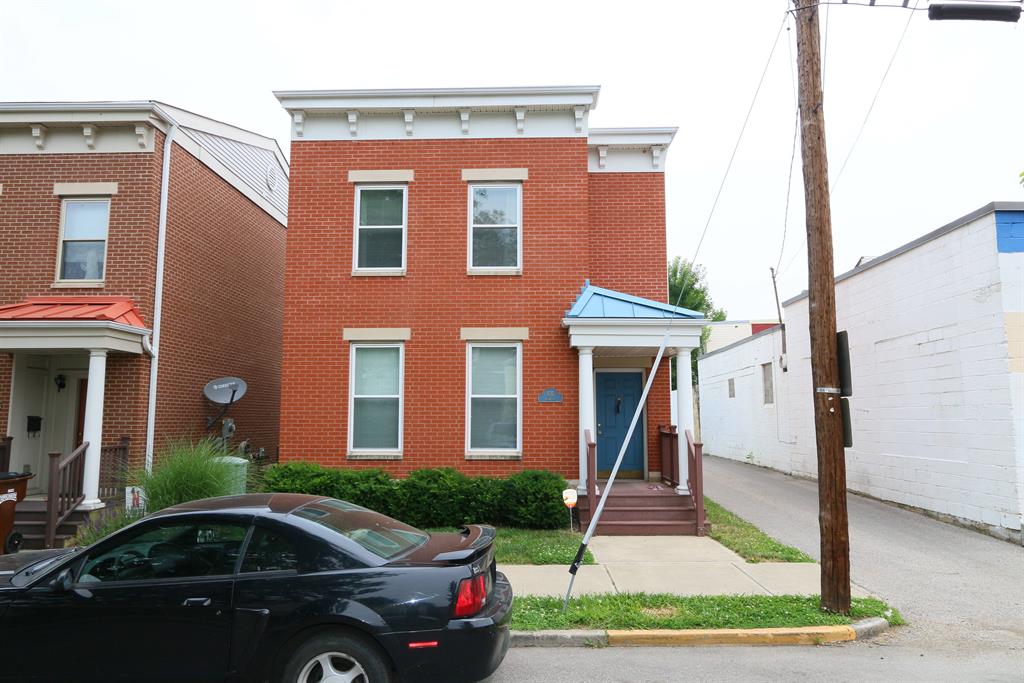 635 Saratoga St