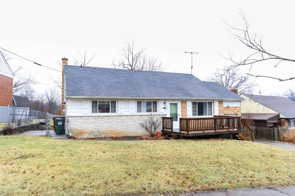 8805 Constance Ln Finneytown, OH