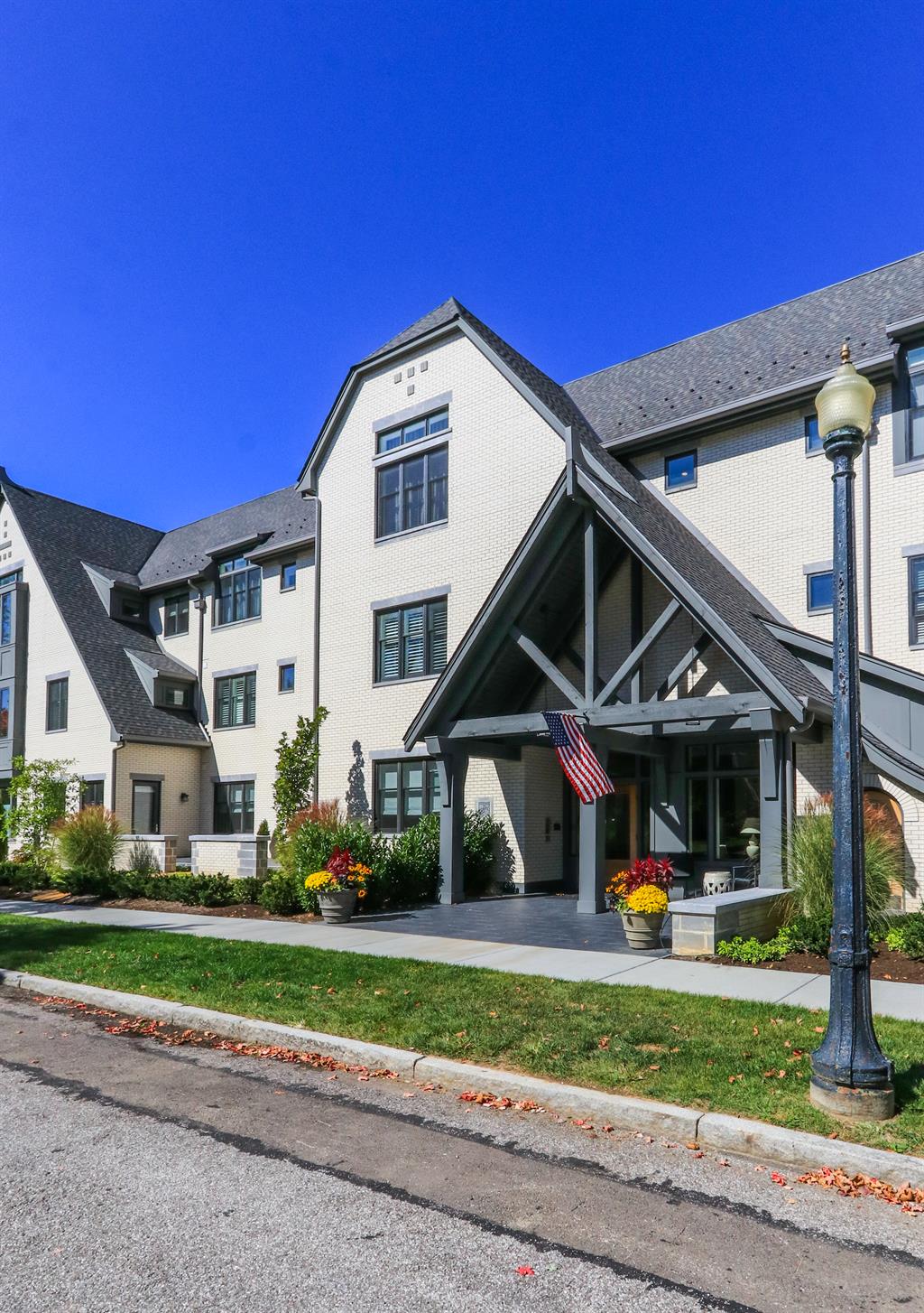 Exterior (Main) 2 for 3818 Miami Rd #206 Mariemont, OH 45227