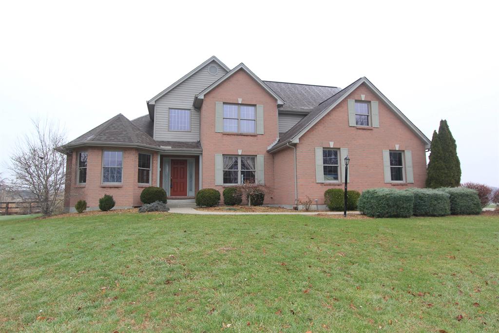 3848 Miramar Dr