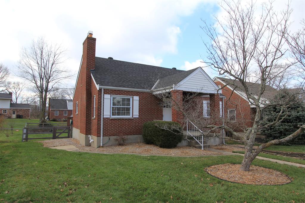 131 Edgewood Rd