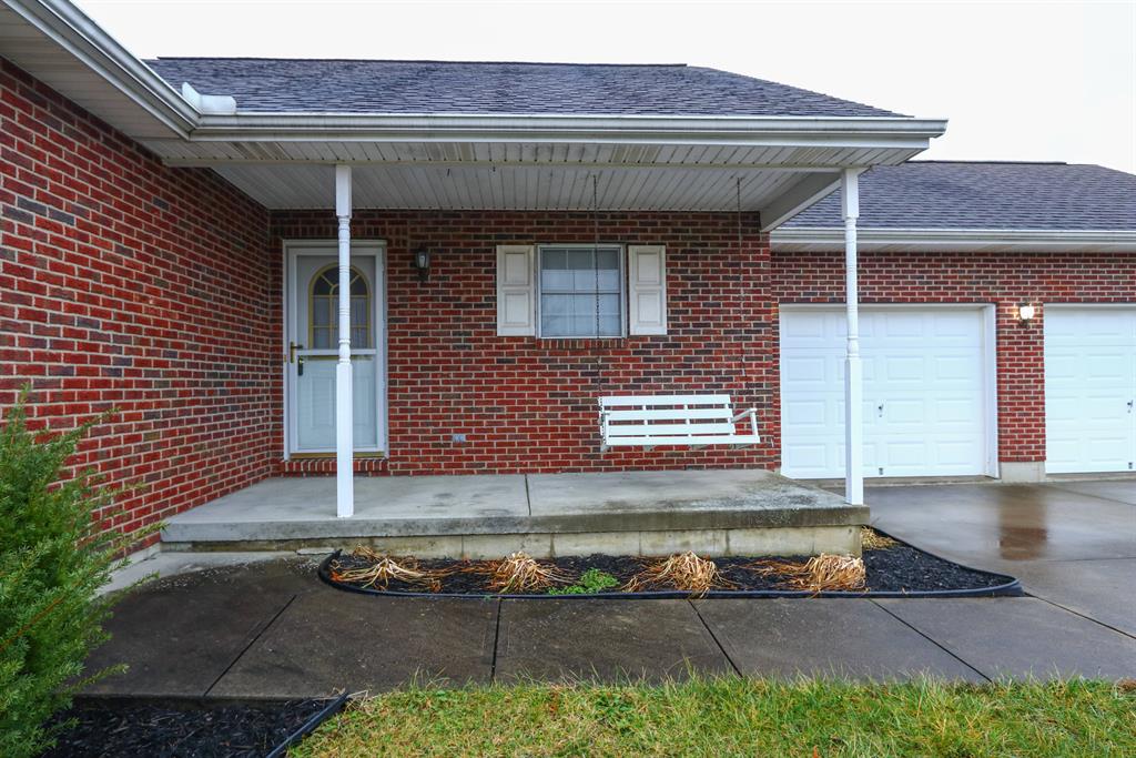 Entrance for 1048 Oakdale Ln West Harrison , IN 47060