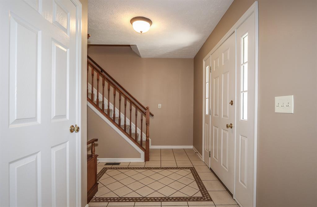 Foyer for 7905 Tylers Wy West Chester - East, OH 45069