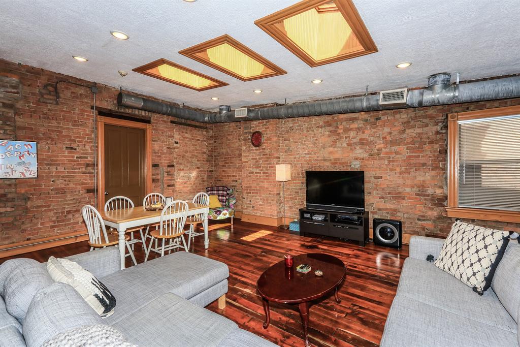 Living Room for 1343 Main St, 9 Cincinnati, OH 45202