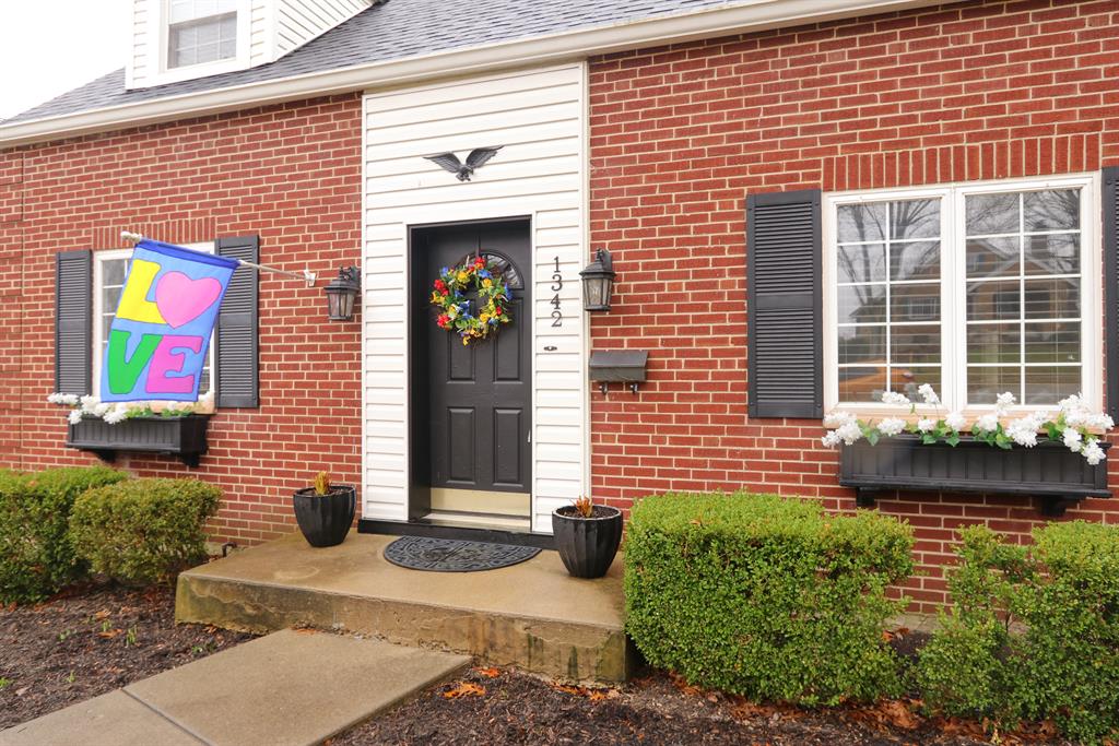 Entrance for 1342 Collinsdale Ave Anderson Twp., OH 45230