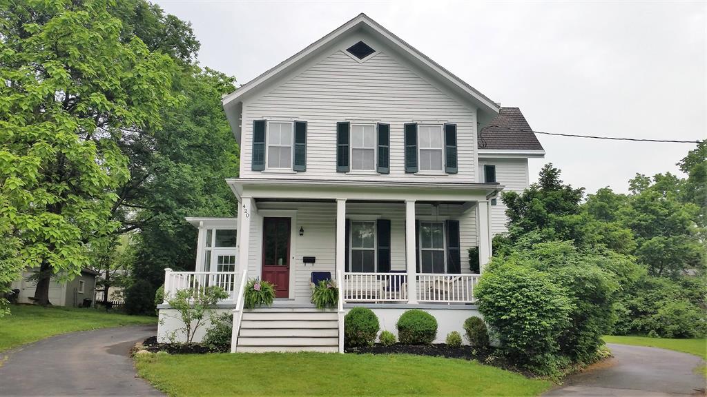 420 E Sharon Rd Glendale, OH