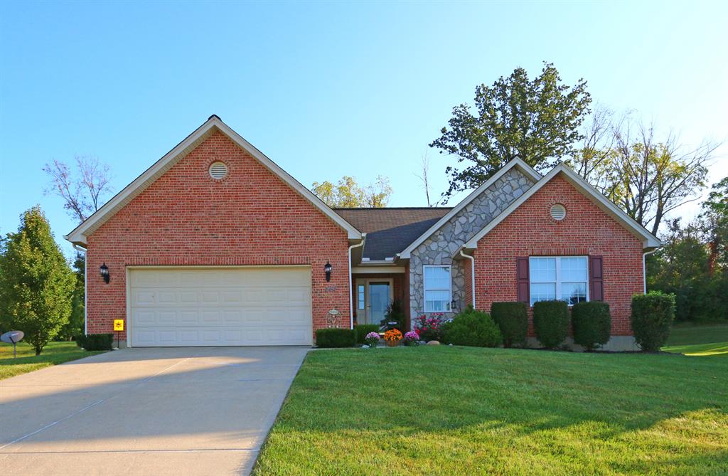 832 Stevies Trail