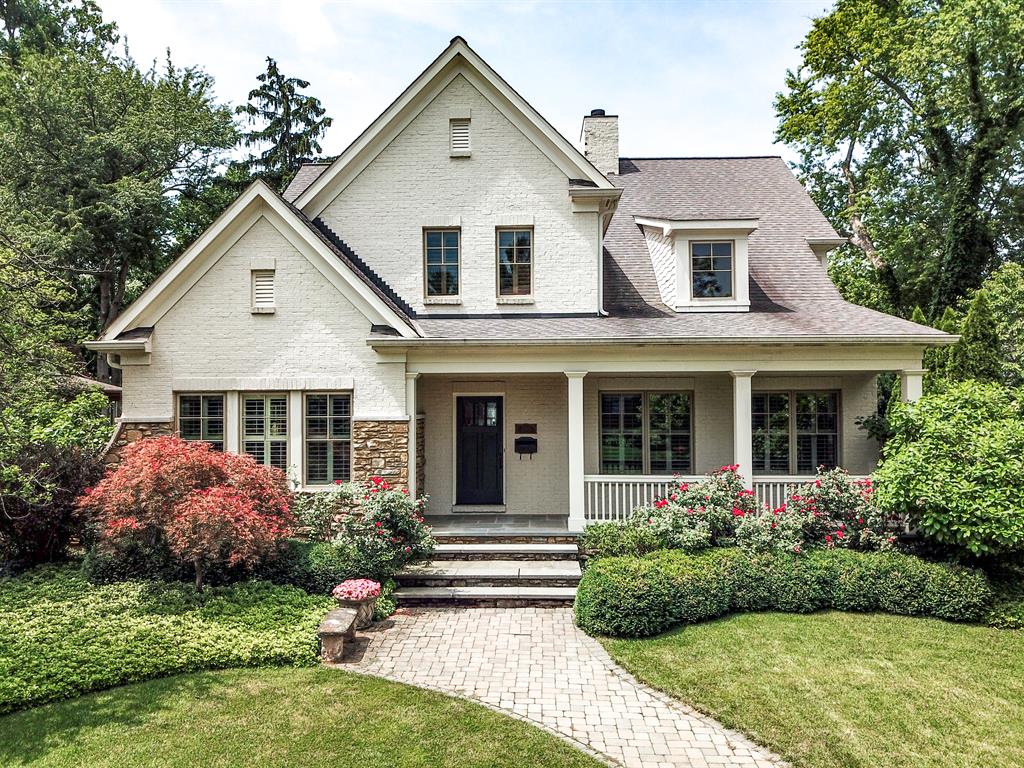 3725 W Center St Mariemont, OH