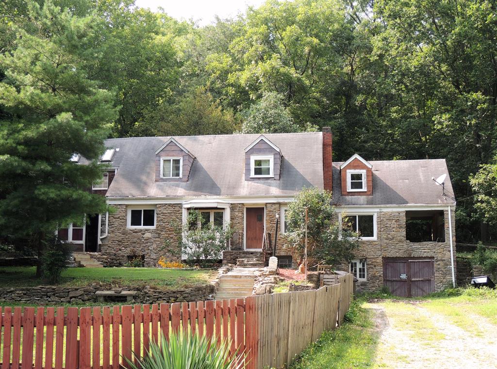 5653 Happy Hollow Rd Miami Twp. (East), OH