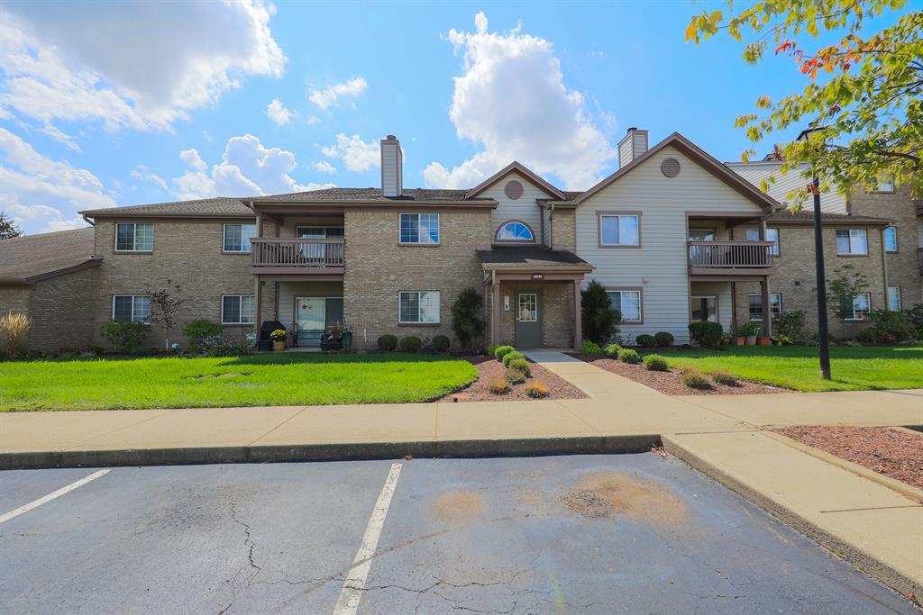 8513 Breezewood Court 102 West Chester - West, OH