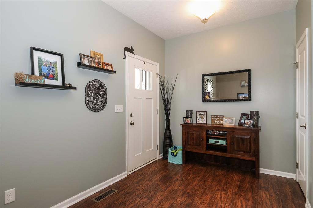 Foyer for 9635 Jarrett Ct Harrison, OH 45030