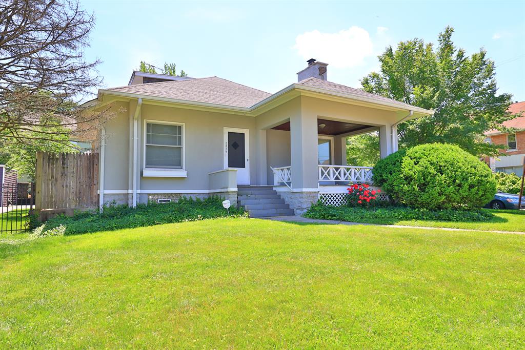 2739 Observatory Avenue Hyde Park, OH