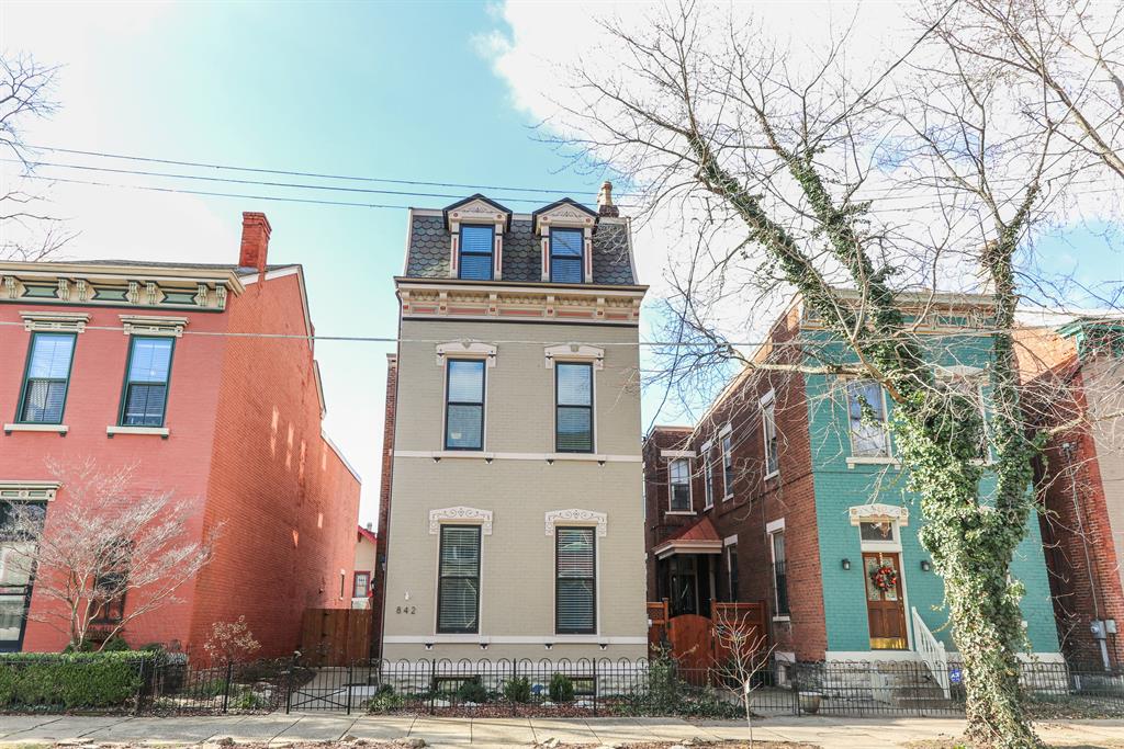 Exterior (Main) 2 for 842 Overton St Newport, KY 41071