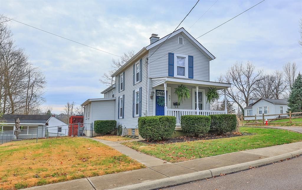 57 W Charlotte Ave Wyoming, OH