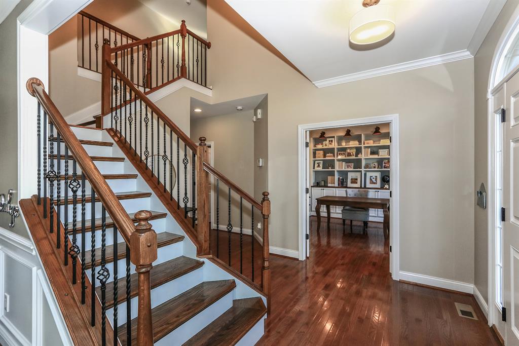 Foyer for 10700 Lucy Ct Union, KY 41091