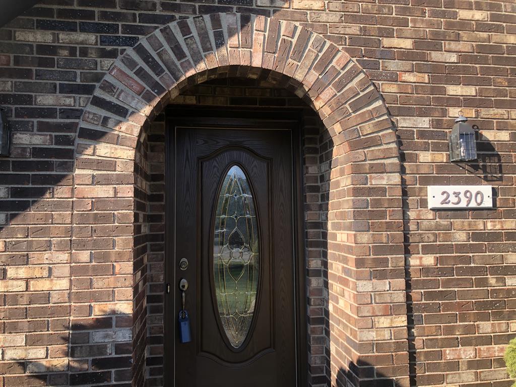 Entrance for 2390 Oaktree Dr Fairfield, OH 45014