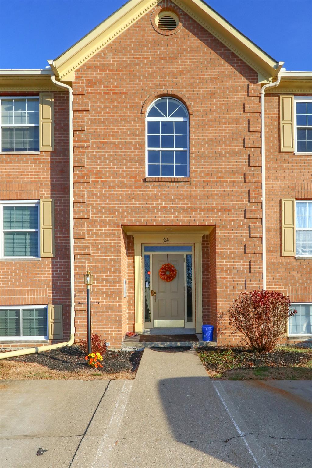 Entrance for 24 Highland Meadows Cir, 12 Highland Heights, KY 41076