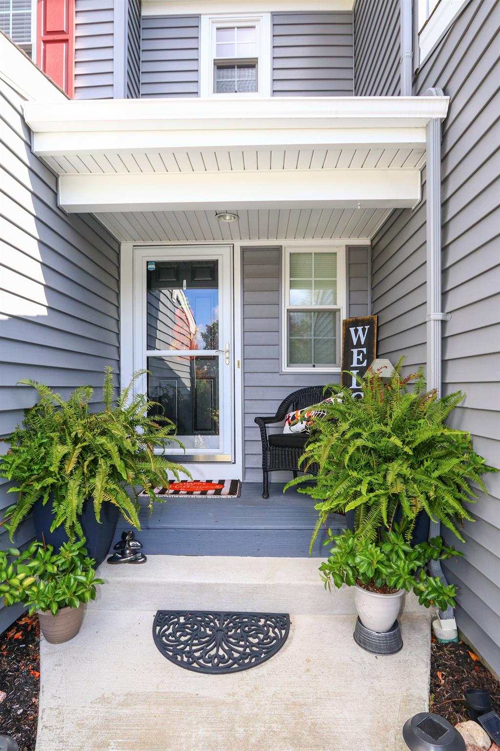 Entrance for 1006 Hackney Ct Florence, KY 41042