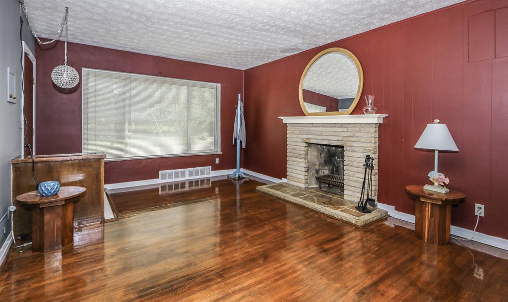 Living Room image 2 for 6417 Mona Lisa Ct Springfield Twp., OH 45239