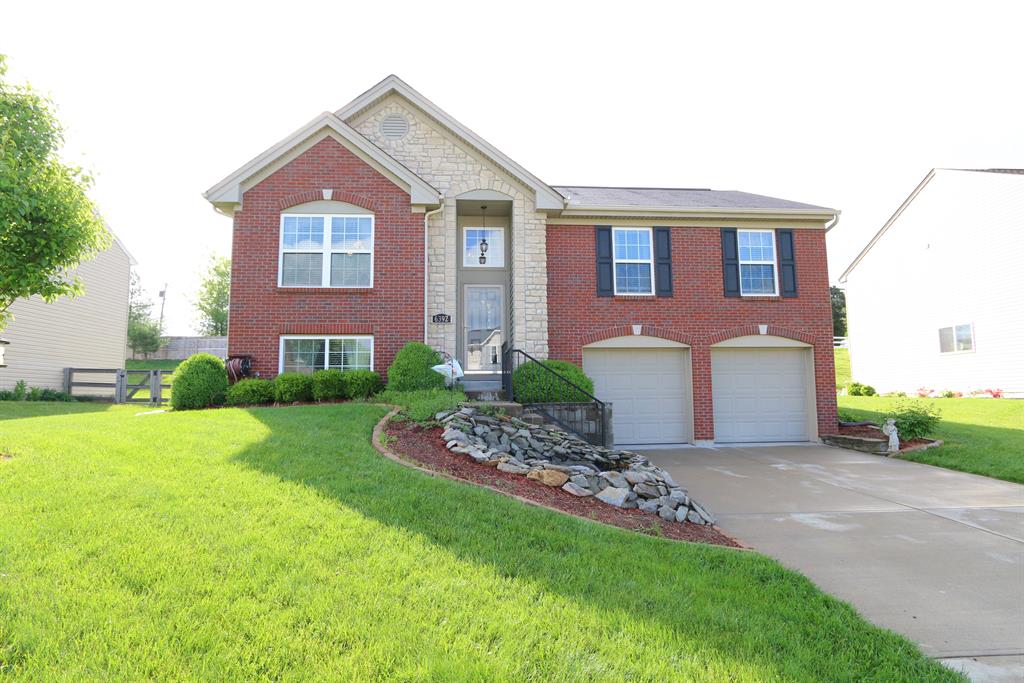 6392 Pembroke Dr