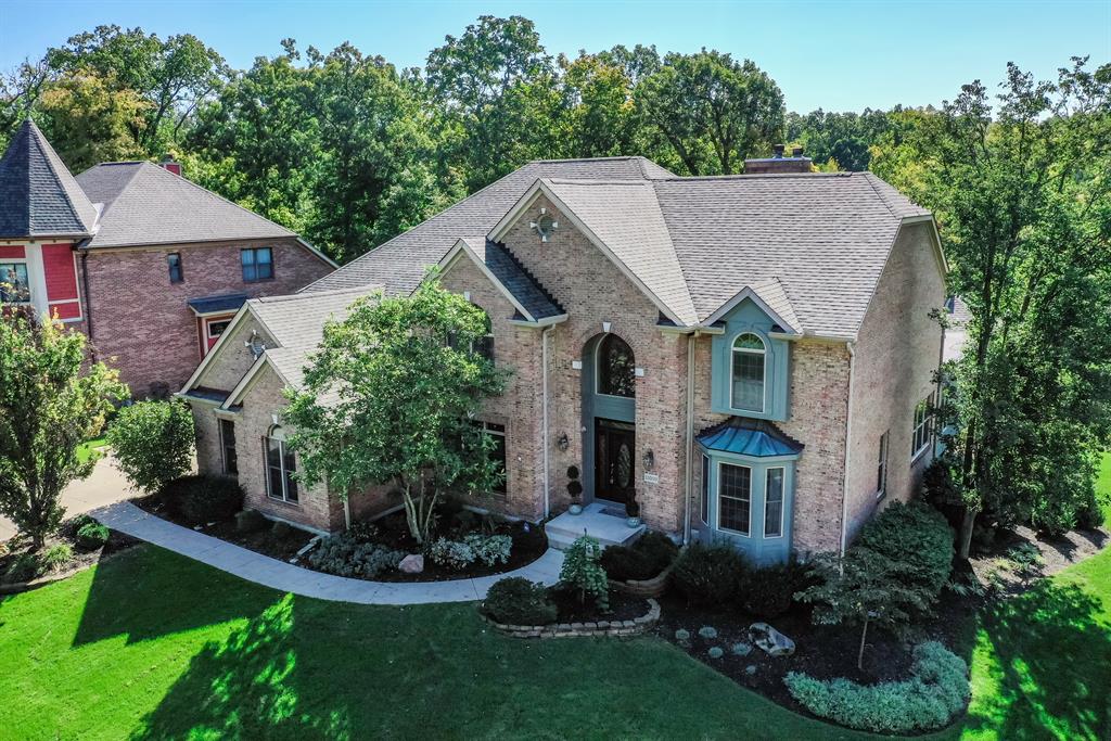 Exterior (Main) 2 for 11010 Woodlands Way Blue Ash, OH 45241