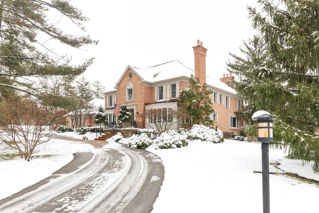 5820 Graves Lake Dr Indian Hill, OH