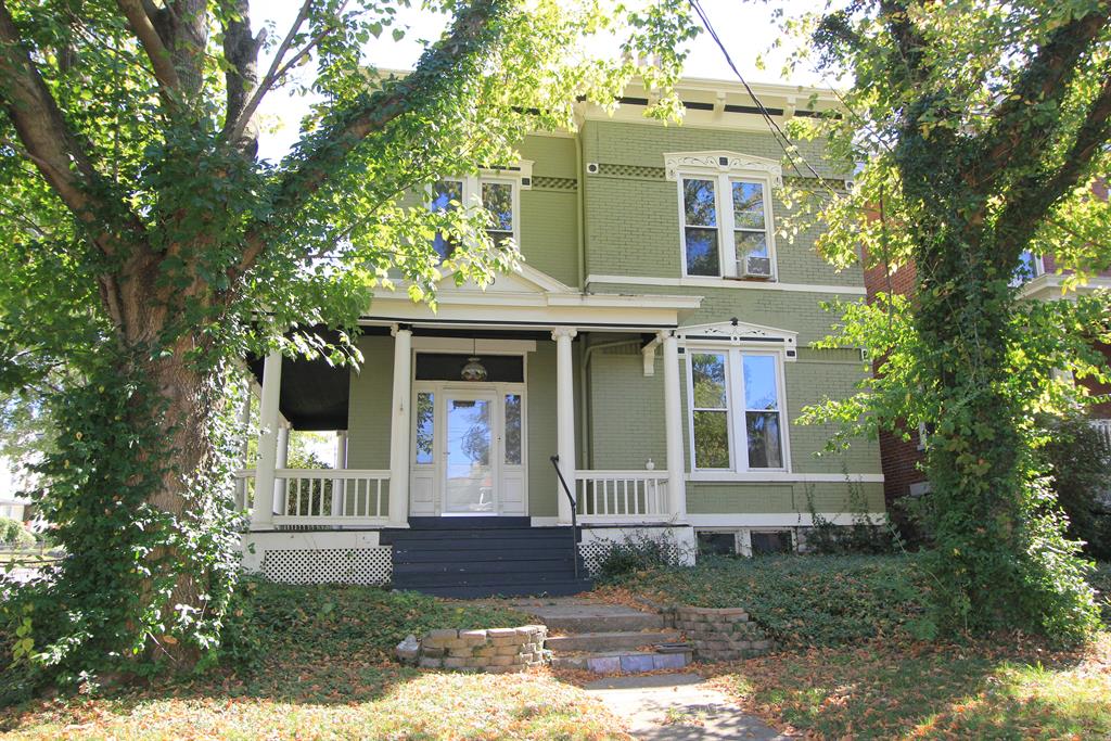 330 6th Ave