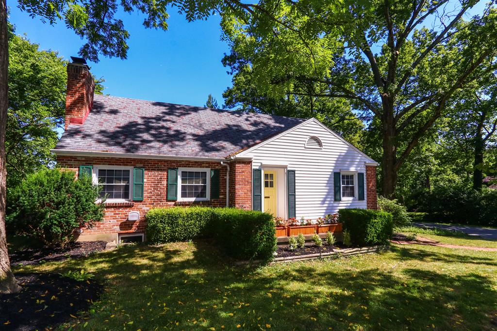 Exterior (Main) 2 for 75 Lake Ave Glendale, OH 45246