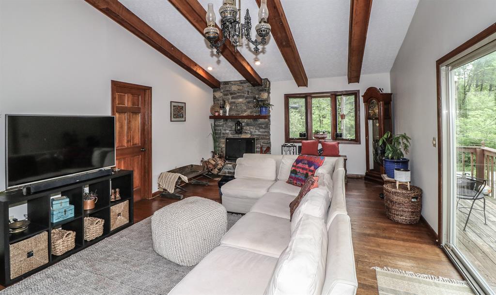 Living Room for 774 Eubanks Rd Crescent Springs, KY 41017