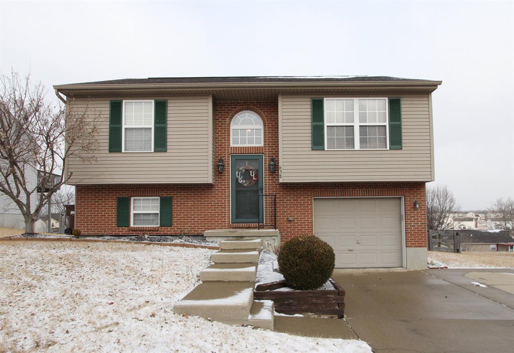 638 Hornbean Dr