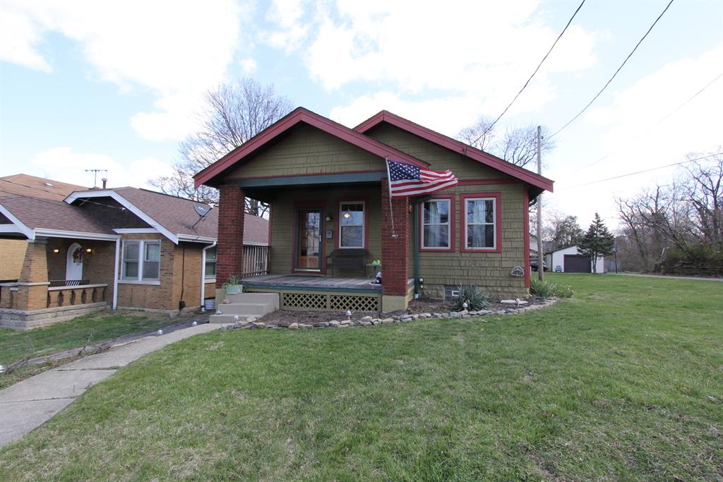 72 Taylor Ave