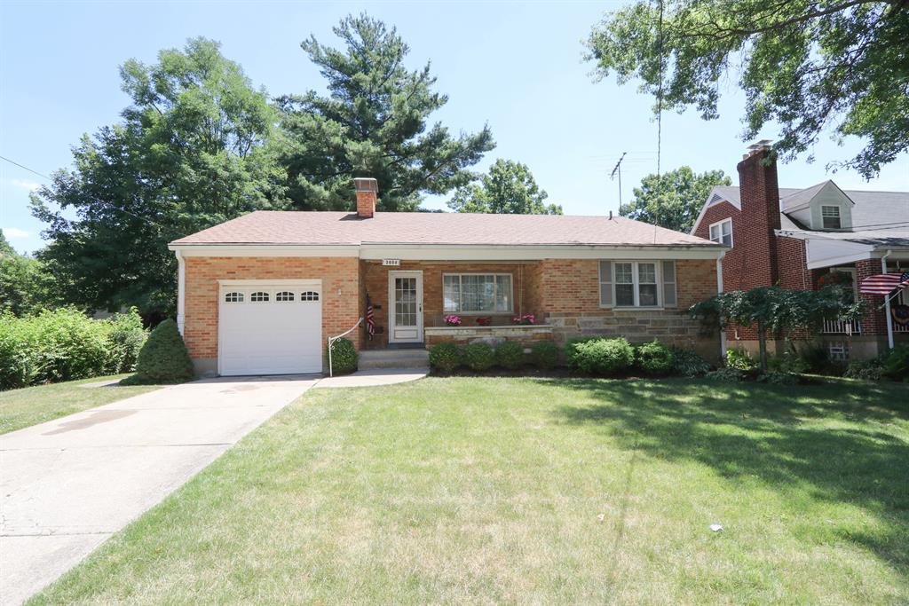 3998 Roswell Ave Cheviot, OH