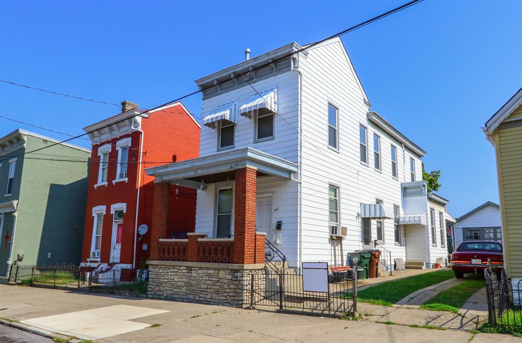 907 Columbia St