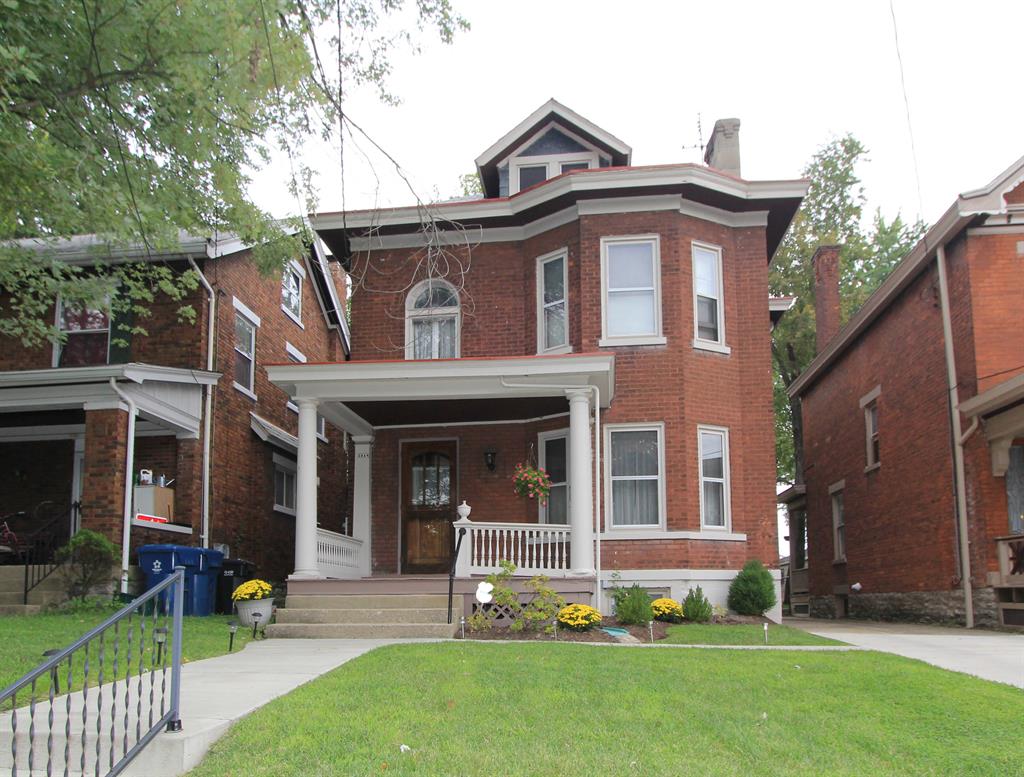 2218 Eastern Ave