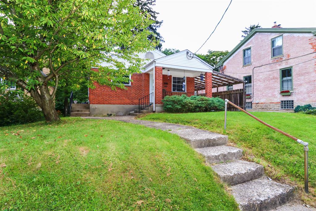 Exterior (Main) 2 for 4719 Howard Ave Northside, OH 45223