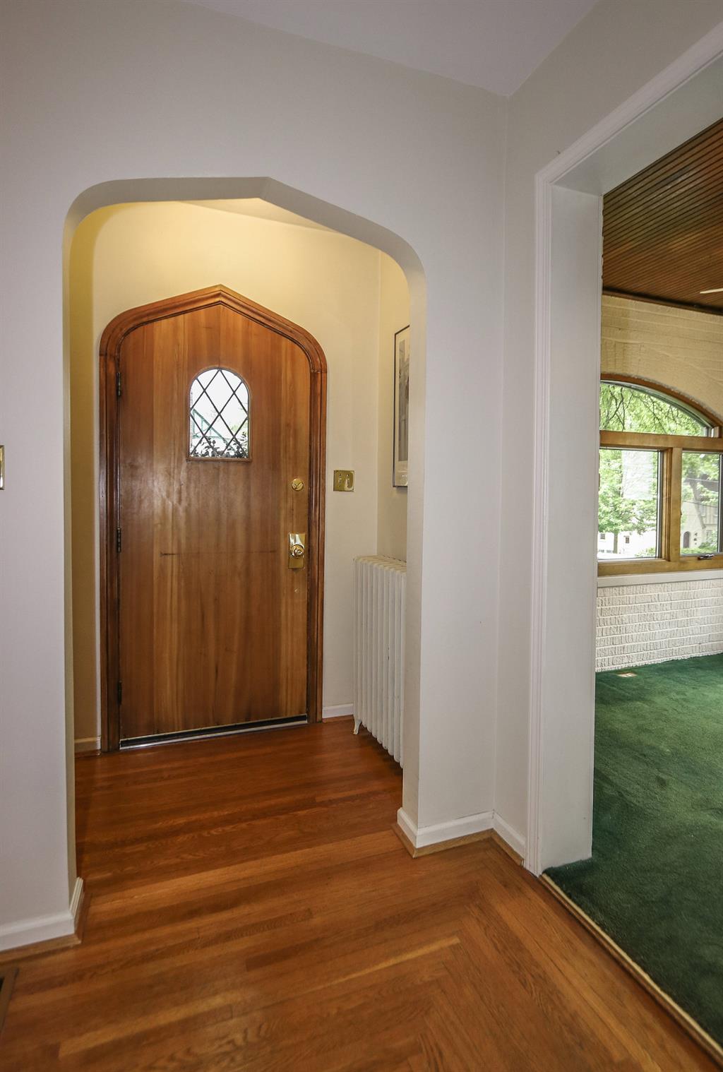 Foyer for 728 Mannington Ave Mt. Lookout, OH 45226