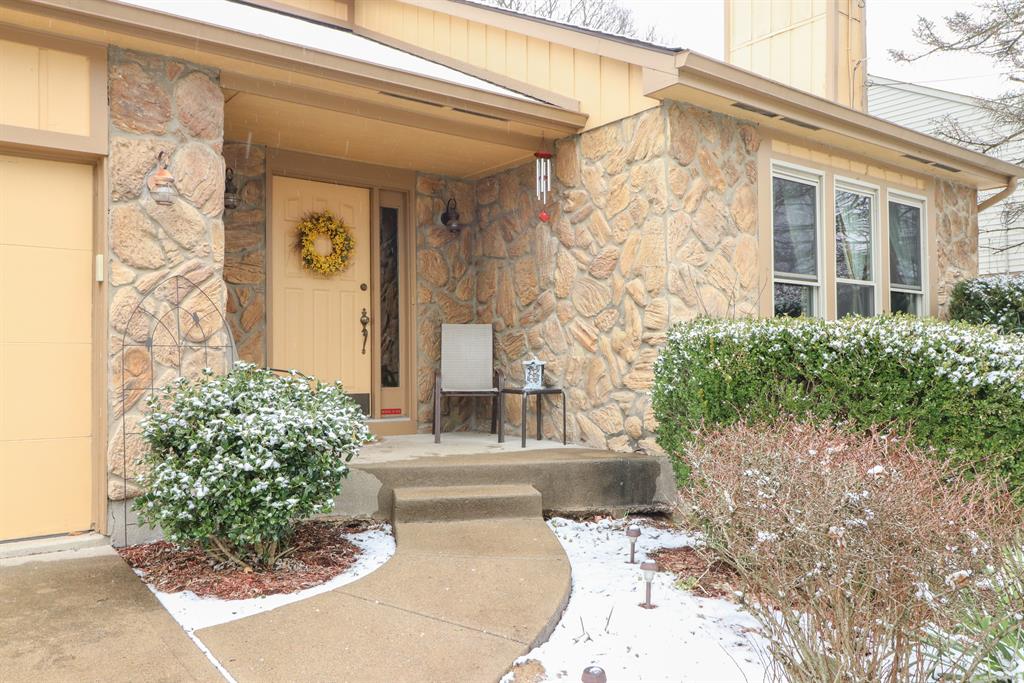 Entrance for 8284 Woodruff Rd Anderson Twp., OH 45255
