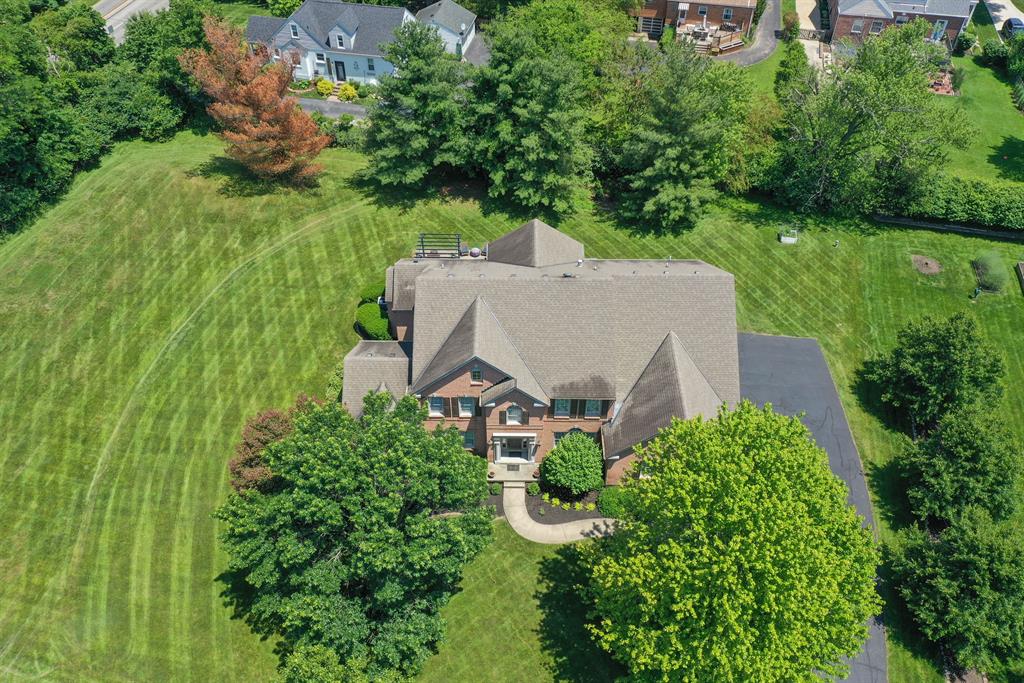 Exterior (Main) 2 for 3060 Glenfarm Court Amberley, OH 45236