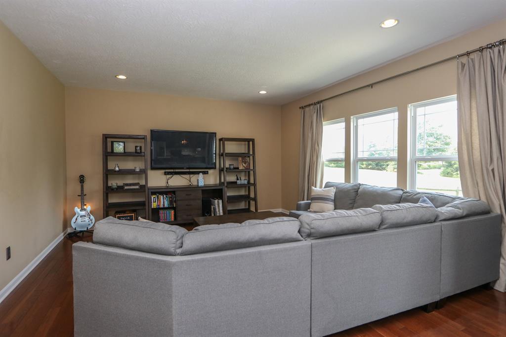 Living Room for 1589 Black Wolf Dr Turtle Creek Twp., OH 45036