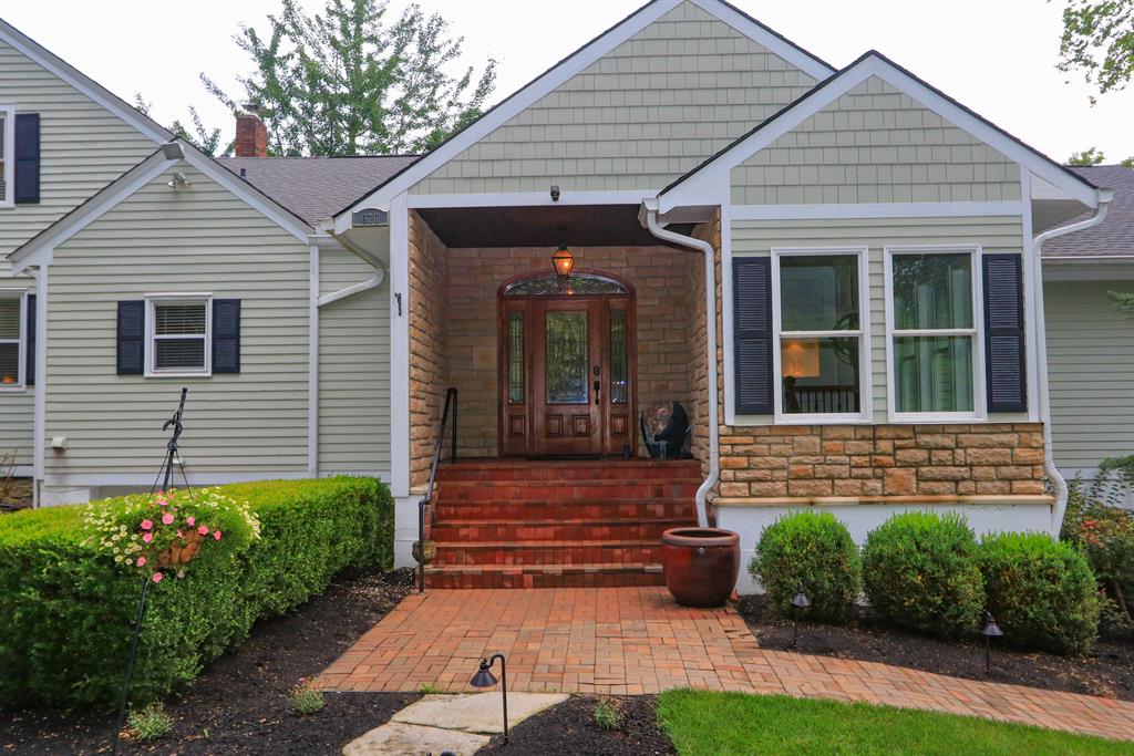 Entrance for 676 Asbury Rd Anderson Twp., OH 45255
