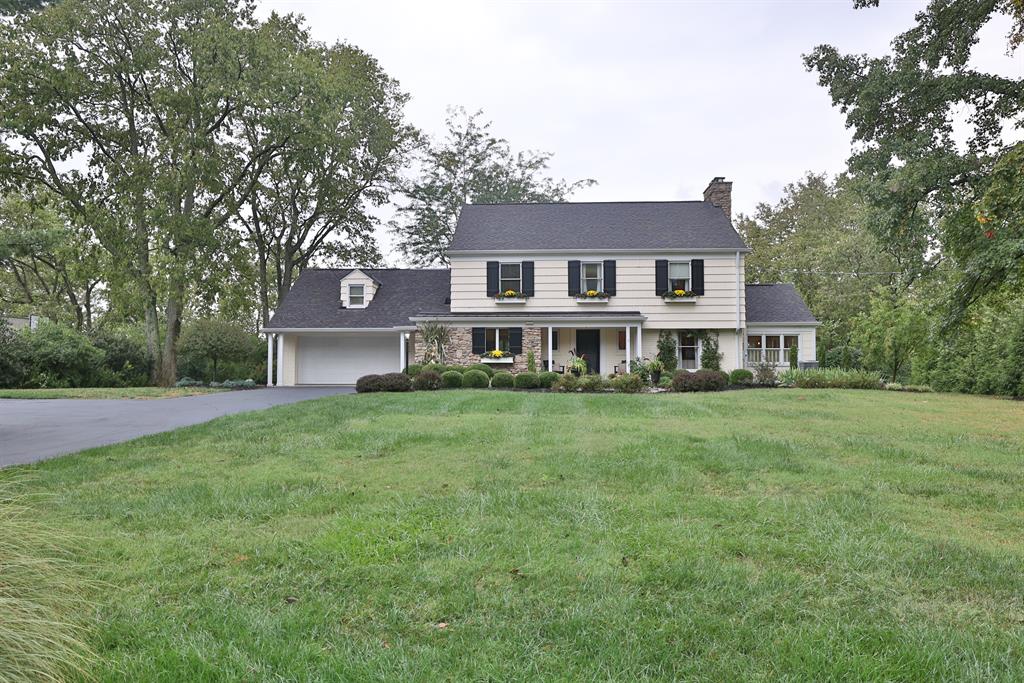 6740 Camaridge Indian Hill, OH