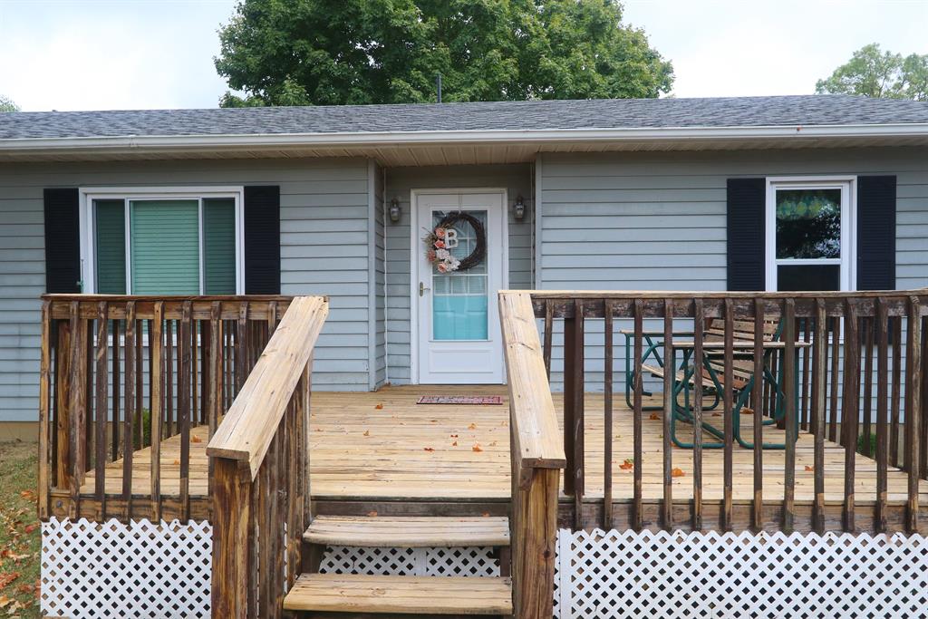 Entrance for 7011 State Line Rd Cedar Grove, IN 47016