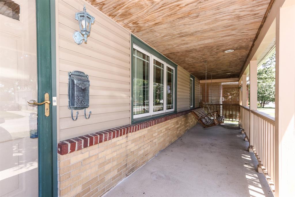 Porch for 4538 Leslie Ave Blue Ash, OH 45242
