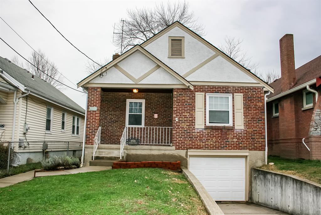 6906 Windward St Columbia Twp., OH