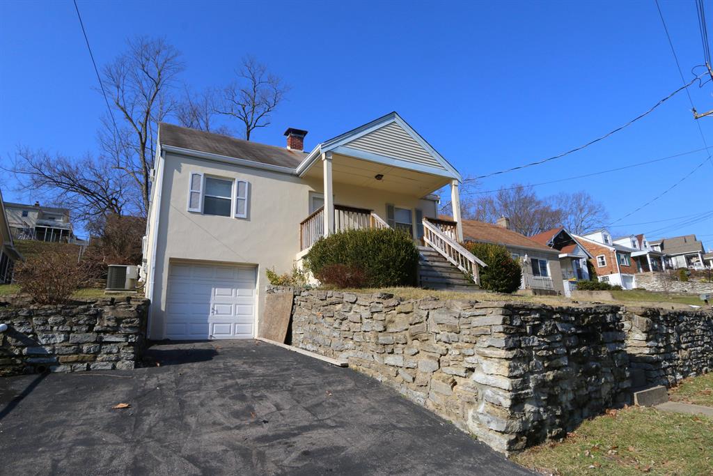 53 Shawnee Ave