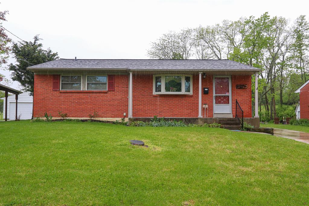 3699 Creekview Dr Sharonville, OH