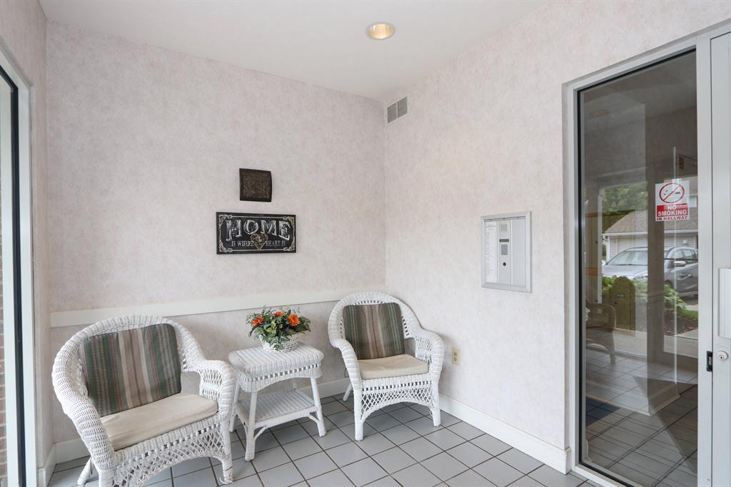 Lobby for 510 Carrington Ln, 201 Loveland, OH 45140