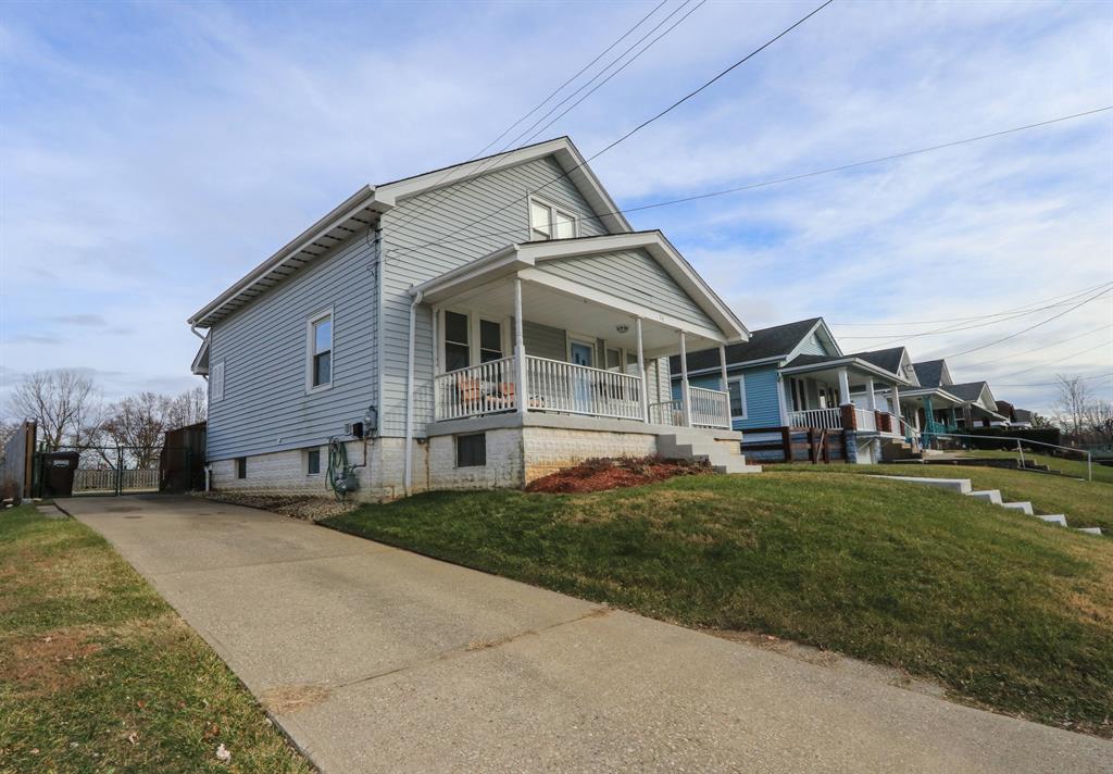 Exterior (Main) 2 for 39 Crestwood Ave Highland Heights, KY 41076