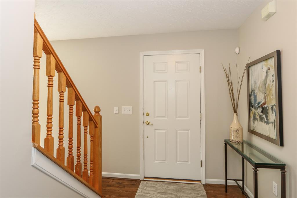 Foyer for 12067 Brookway Dr Pleasant Run Farm, OH 45240